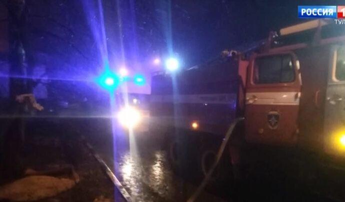 В городе Щёкино на пожаре погибли две женщины