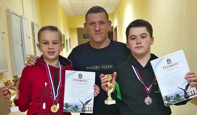Тульские борцы завоевали две медали в Орле