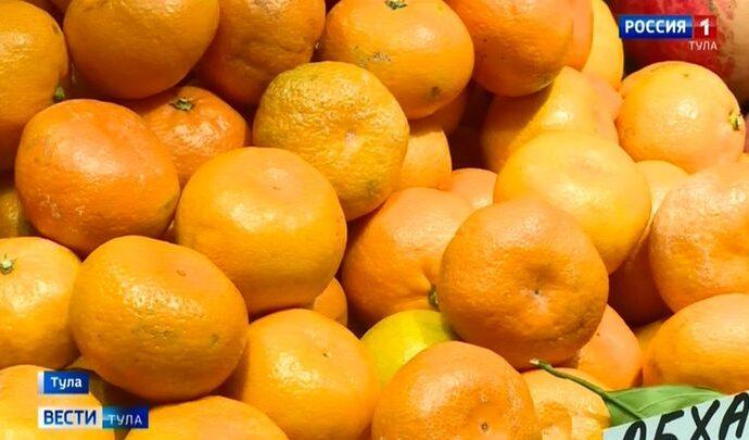 Витрины на тульских рынках стали оранжевыми