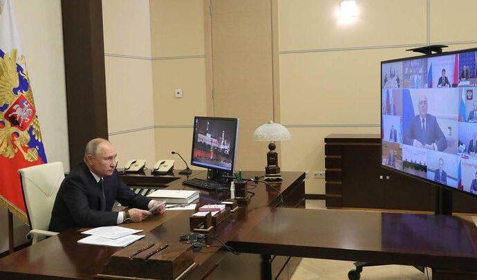 Владимир Путин рекомендовал всем регионам сделать 31 декабря выходным