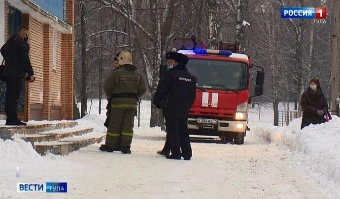 Из бассейна «Арсенал» эвакуировали пловцов