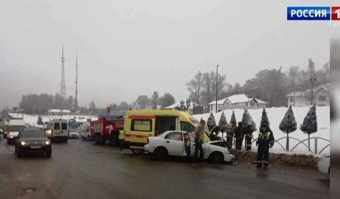 В Туле в ДТП с машиной скорой помощи пострадали люди