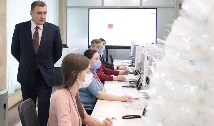 Алексей Дюмин проверил, как Ситуационный центр отреагировал на снегопад