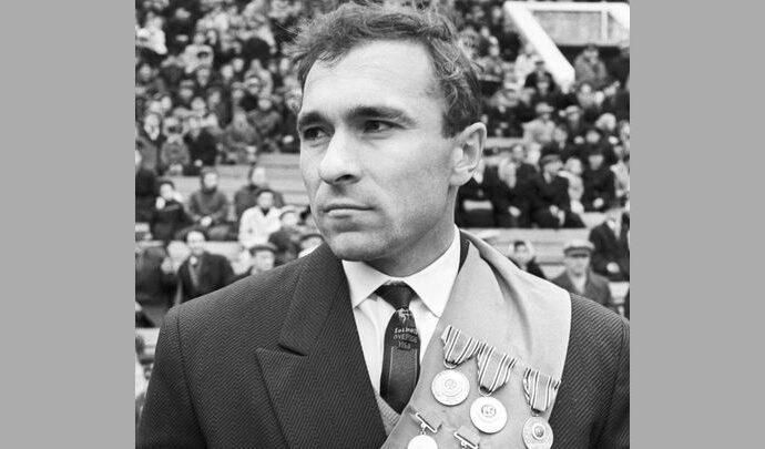 Сегодня 90 лет со дня рождения конькобежца Евгения Гришина