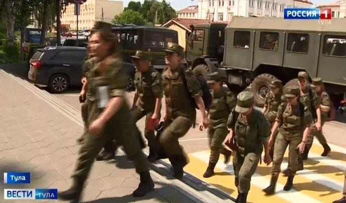 На борьбу с коронавирусом в Тулу прибыли военные медики