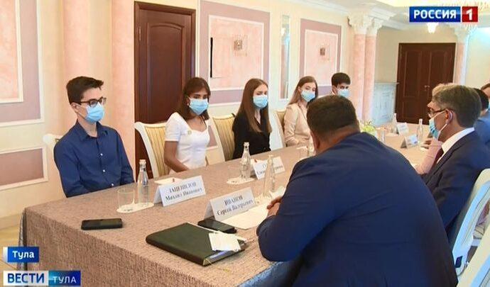Пять туляков поступили в МГИМО на целевые места
