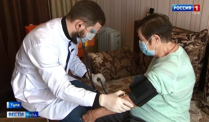 К медобслуживанию пожилых туляков привлекли частные клиники