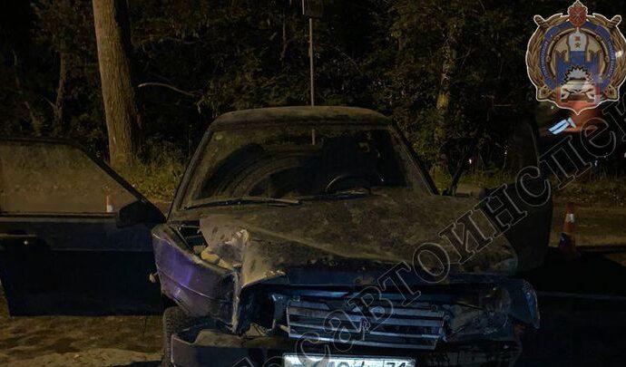 В Киреевске пассажир «Лады» погиб после наезда машины на столб