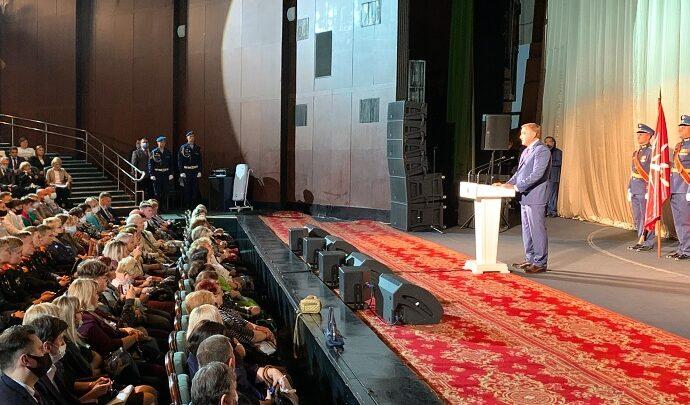 Алексей Дюмин наградил отличившихся туляков