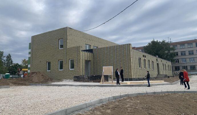 Алексей Дюмин в Алексине посетил строящийся детсад