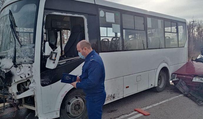В ДТП с участием автобуса под Богородицком погибли люди
