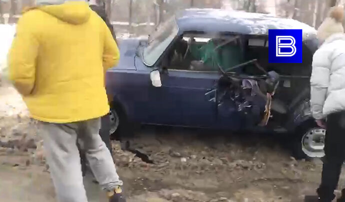 На Рязанке большегруз подмял Жигули (видео)