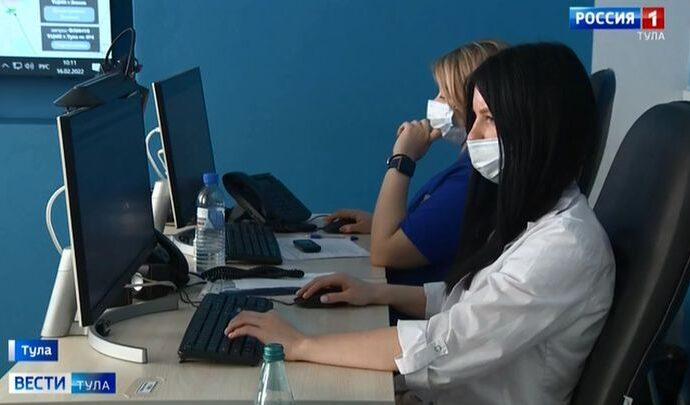 Студенты-медики получили новый опыт, общаясь по телефону с заболевшими туляками