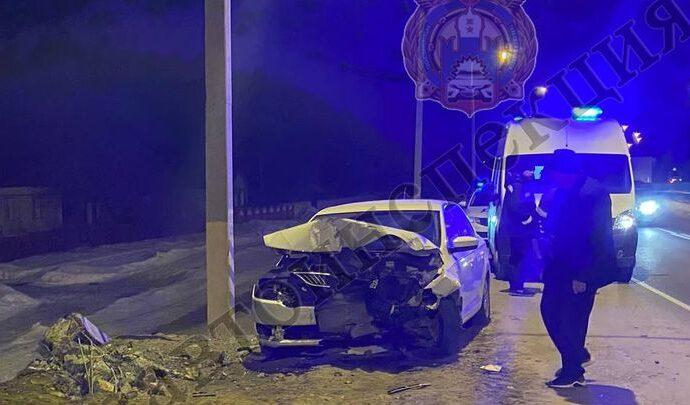 В Чернском районе водитель получил травмы после наезда на столб
