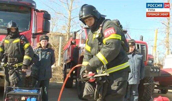 Перед паводком в Туле провели смотр сил и средств. Спасатели готовятся к наихудшему сценарию