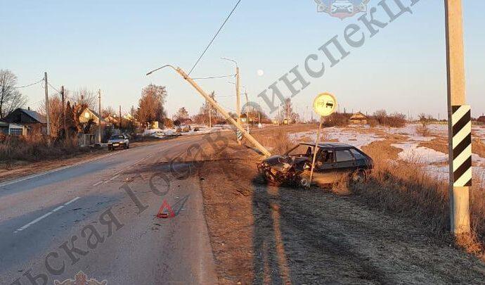 В Щёкинском районе два водителя, начавшие обгон, не поделили дорогу