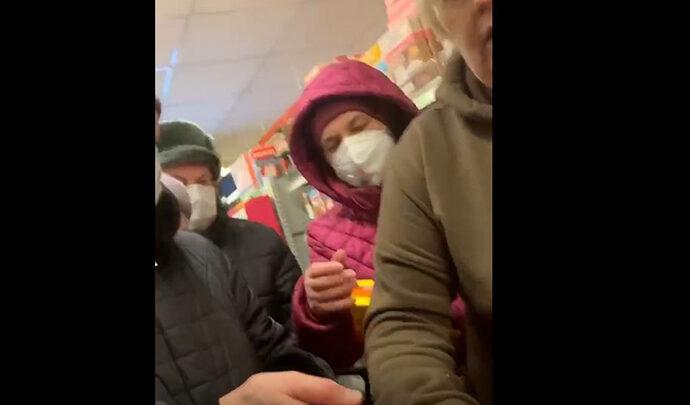 Туляки продолжают штурмовать магазины, чтобы скупить сахар