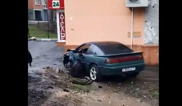 В Туле автомобиль въехал в дом