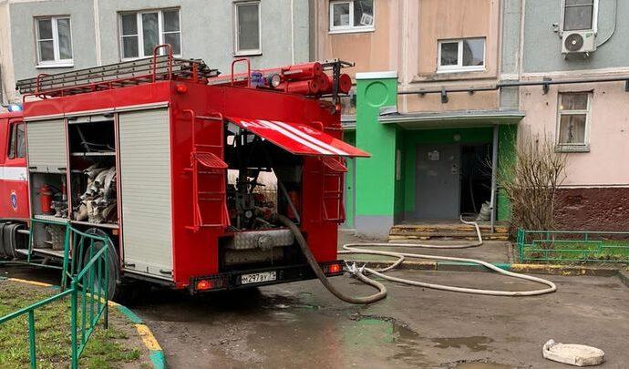Прибыв на задымление, тульские пожарные поработали медбратьями