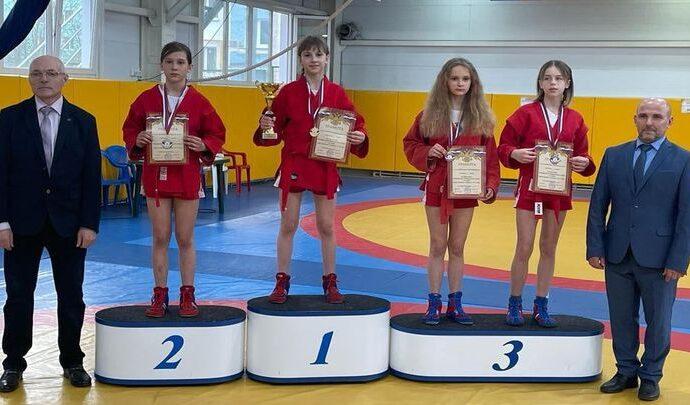 Тульская самбистка выиграла первенство ЦФО