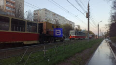 На Металлургов в Туле трамвай сошел с рельсов