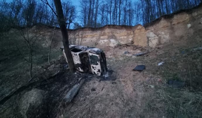 Труп в сгоревшей машине: СУСК и полиция разыскивают очевидцев