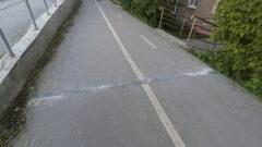 Заплатки, грязь и ржавчина: как выглядит Металлургов спустя 8 месяцев после ремонта по БКД