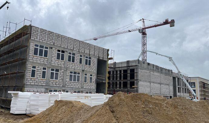 Школу на 1100 мест в ЖК «Северная мыза» достроят в декабре