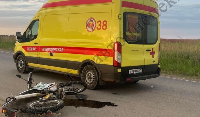 Мотоциклист, наплевавший на закон, перевернулся под Алексином