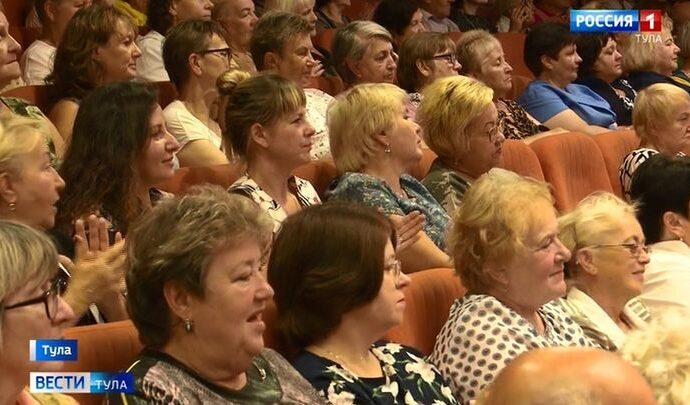 Ещё 8 сельских старост и руководителей ТОС получили по 350 тыс. рублей на добрые дела