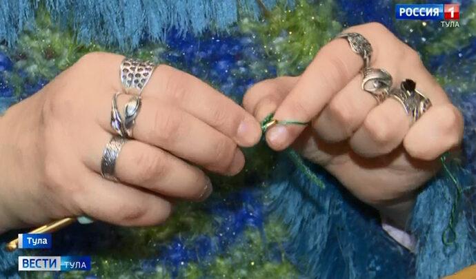 Вязание крючком поможет отвлечься от повседневной суеты и снять стресс