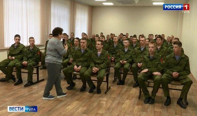 Конкурс в Первомайскую кадетскую школу составил более 3-х человек на место