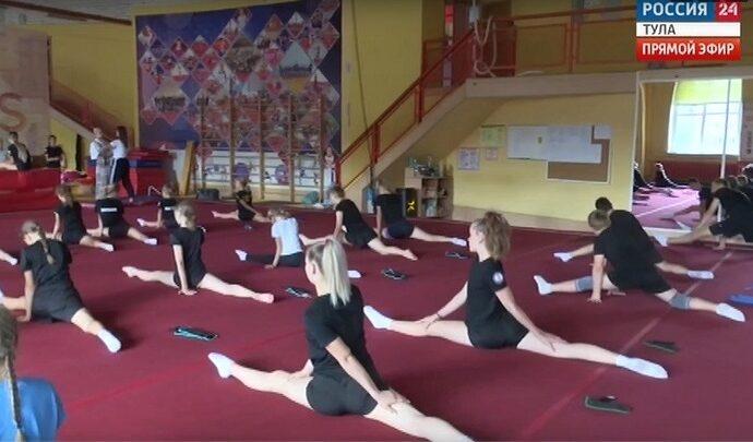 В Туле ведут набор на бесплатные занятие в секцию спортивной акробатики