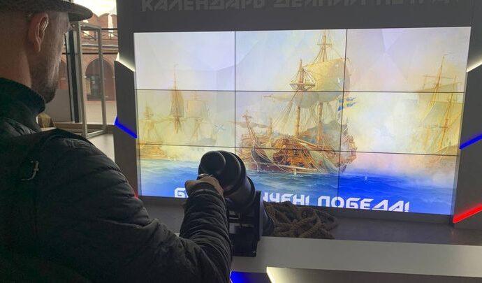 В Тульском кремле открылась мультимедийная выставка "Календарь деяний Петра I"