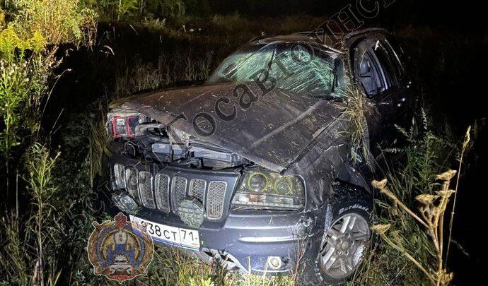 В Щёкинском районе пьяный водитель угробил "Джип"