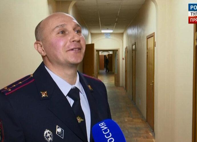 Александр Кочетов: преступник взял киви и селедку, и сказал продавцу, что это ограбление