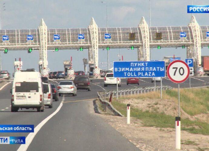 По Крымскому мосту запретили проезд электромобилям