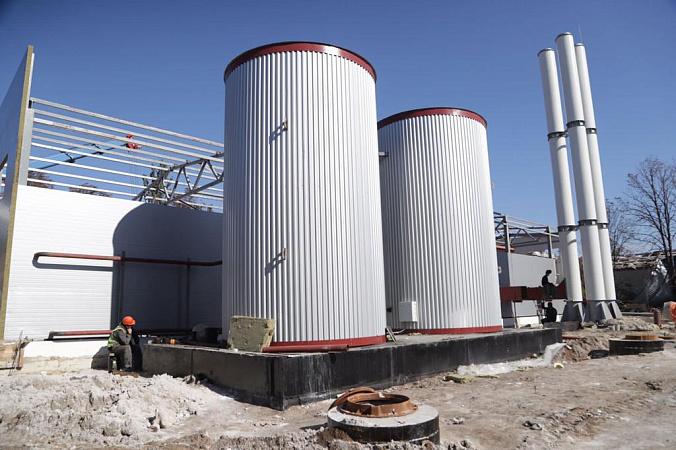 Туляки в Мариуполе подготовили к отопительному сезону 16 домов