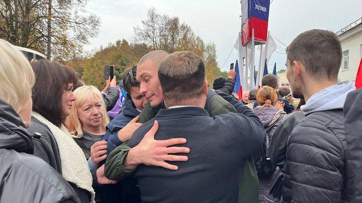 Очередная группа мобилизованных туляков отправилась в учебку