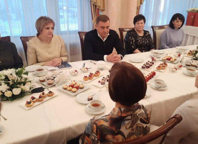 Алексей Дюмин встретился с матерями мобилизованных на СВО туляков