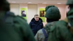 Алексей Дюмин привёз в рязанскую военную часть обмундирование и технику