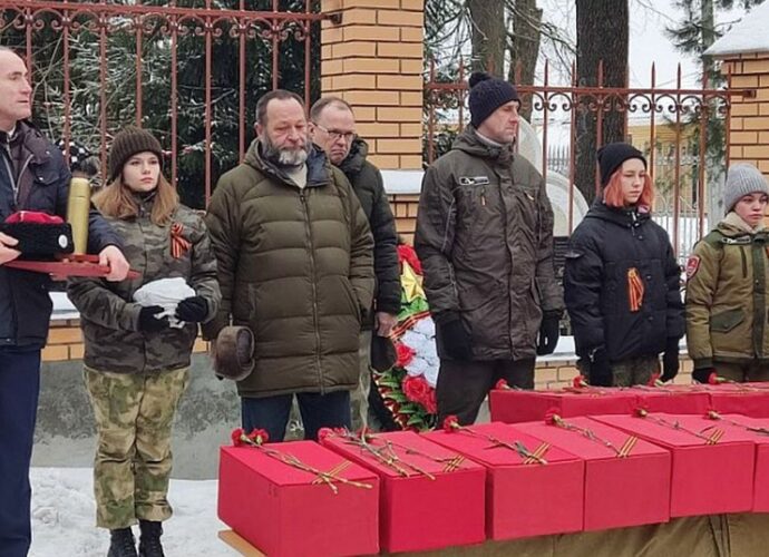 В Туле захоронили останки 50-ти красноармейцев