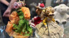 Коллекционер Ирина Бочкова привезла в Тулу выставку бурёнок