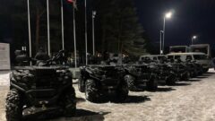 Алексей Дюмин привёз в рязанскую военную часть обмундирование и технику