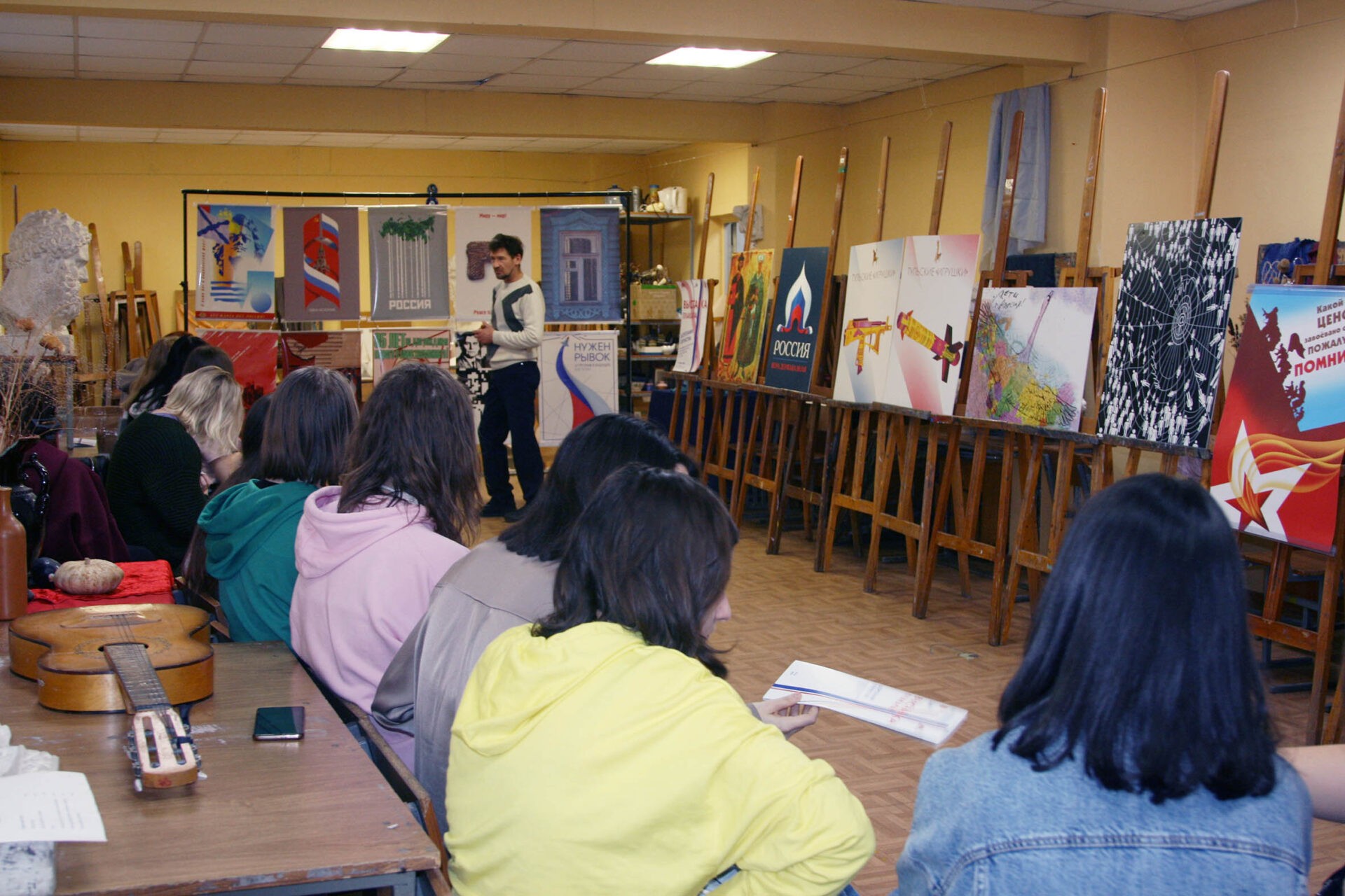 В Туле подвели итоги плакатного проекта «Дорогами Отечества»