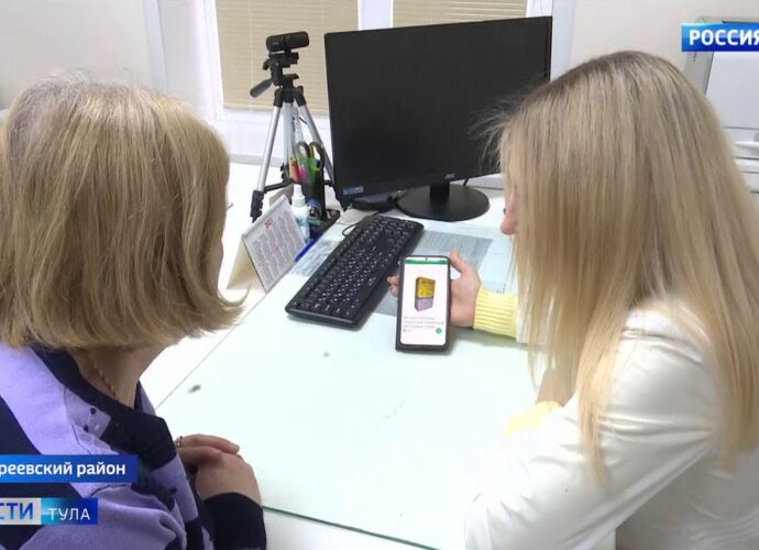 Жители тульских деревень теперь могут заказать лекарства в своём ФАПе