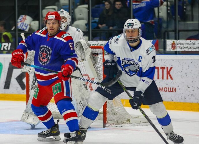 Тульский АКМ проиграл 2:3 «Зауралью» Тульский АКМ проиграл 2:3 «Зауралью»
