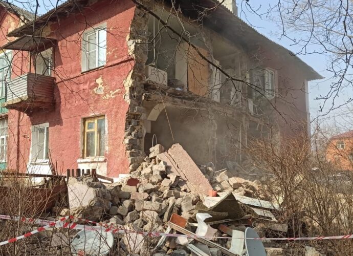 Дом в Киреевске начал рушиться на глазах. Следком возбудил уголовное дело