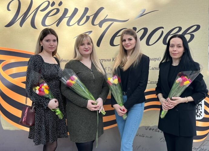 В Туле открылась фотовыставка «Жёны героев»