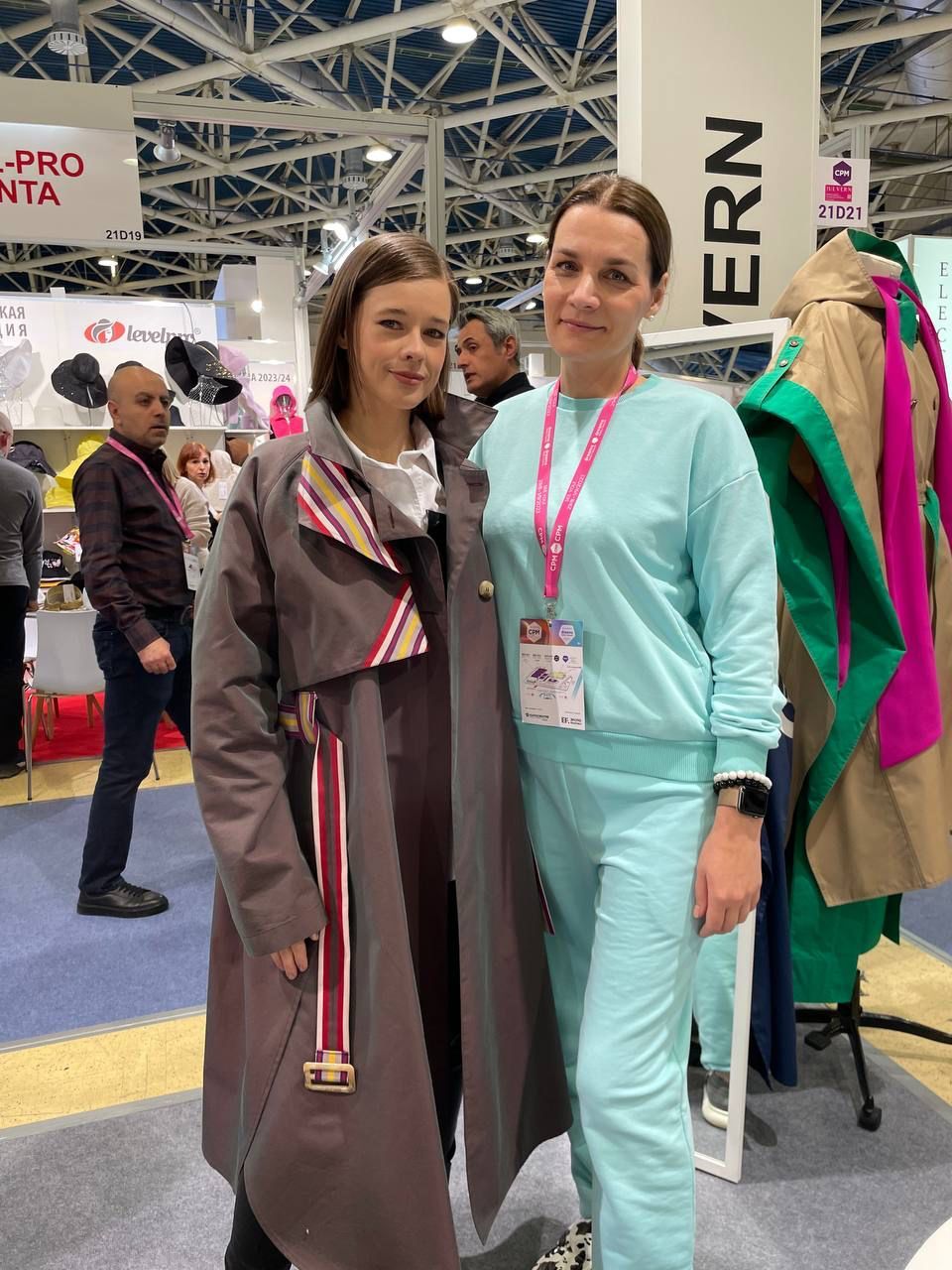 Российские звёзды восхитились одеждой от тульского дизайнера